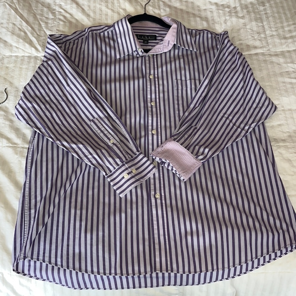 Nicole Miller purple button down shirt. Neck Size 17.